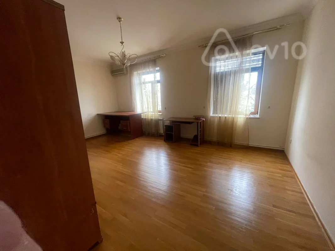 5 otaqlı mənzil, 200 m², İsmayil bəy Qutqaşınlı küç — kirayə — Mənzil, Bakı (4)