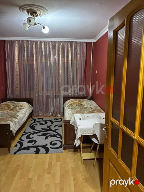 İcarəyə verilir 3 otaqlı köhnə tikili 80 m² — Bakı