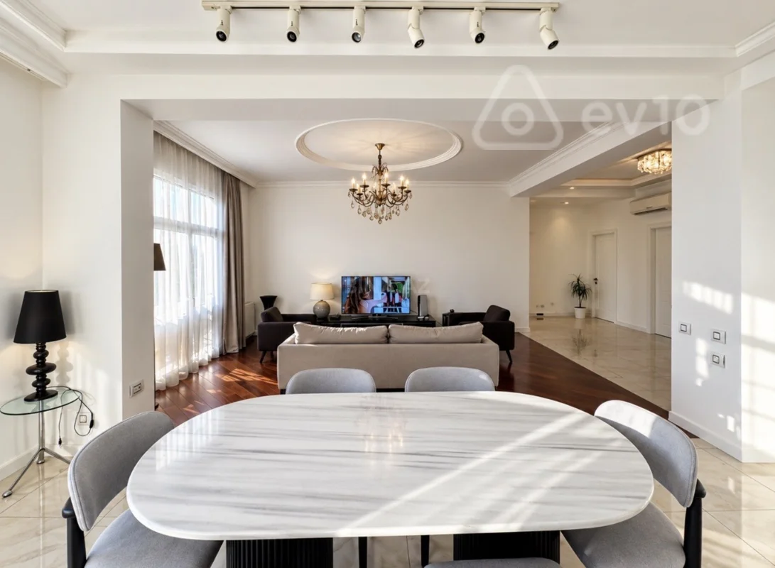 4 otaqlı mənzil, 141 m², Bakı, Xəqani Rüstəmov küçəsi — Mənzil, Bakı (5)