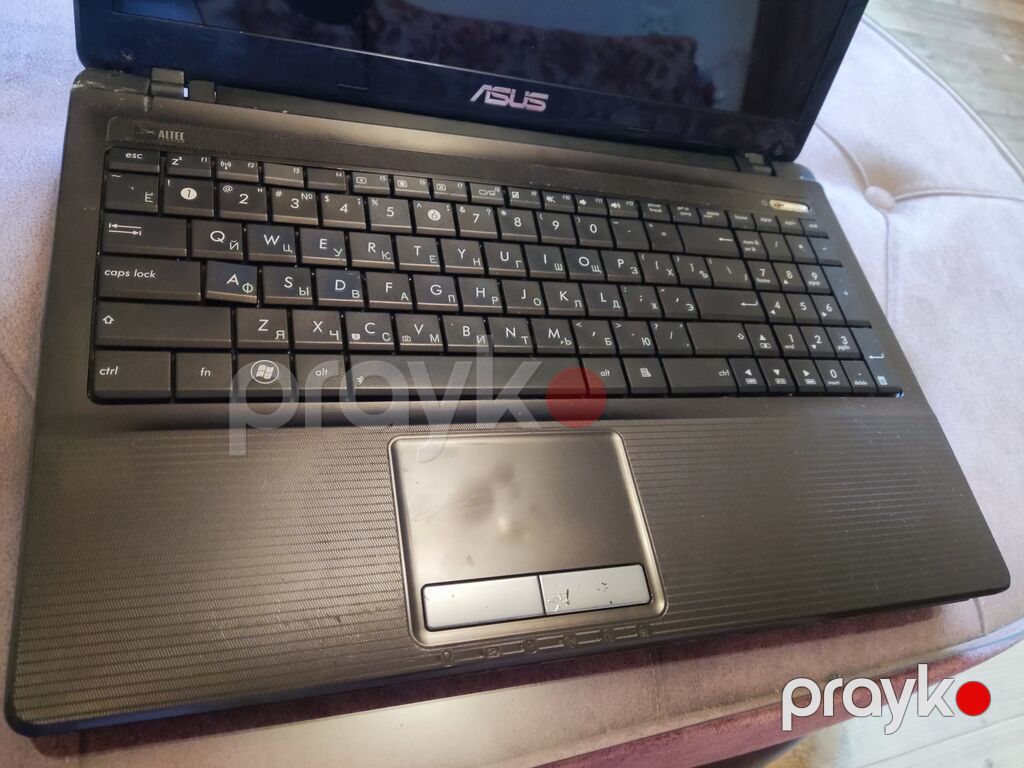 Asus noutbuk tek problem zaryatka saxlamir tokda isleyir. Ram 6 gb — Asus, Bakı (3)