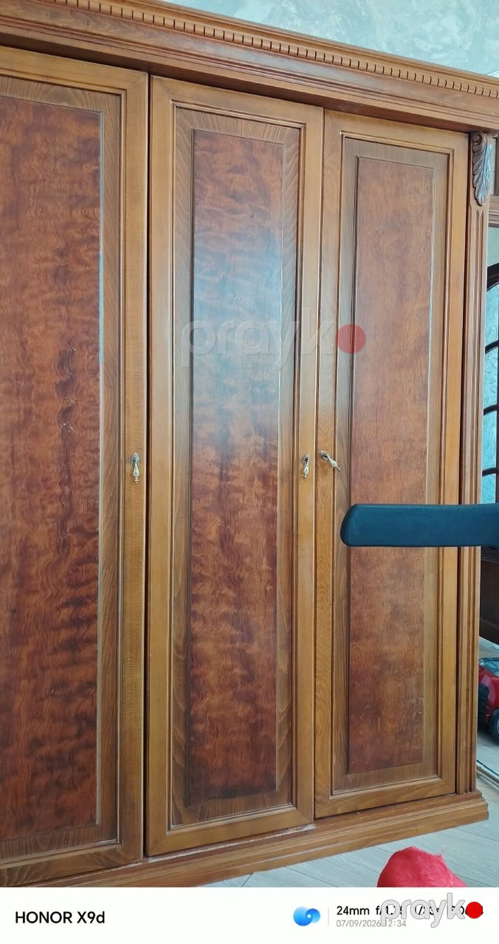 Klassik üslubda massiv ağacdan hazırlanmış mebel dəsti Tərkibi — Yataq otağı mobilya dəstləri, Bakı (10)
