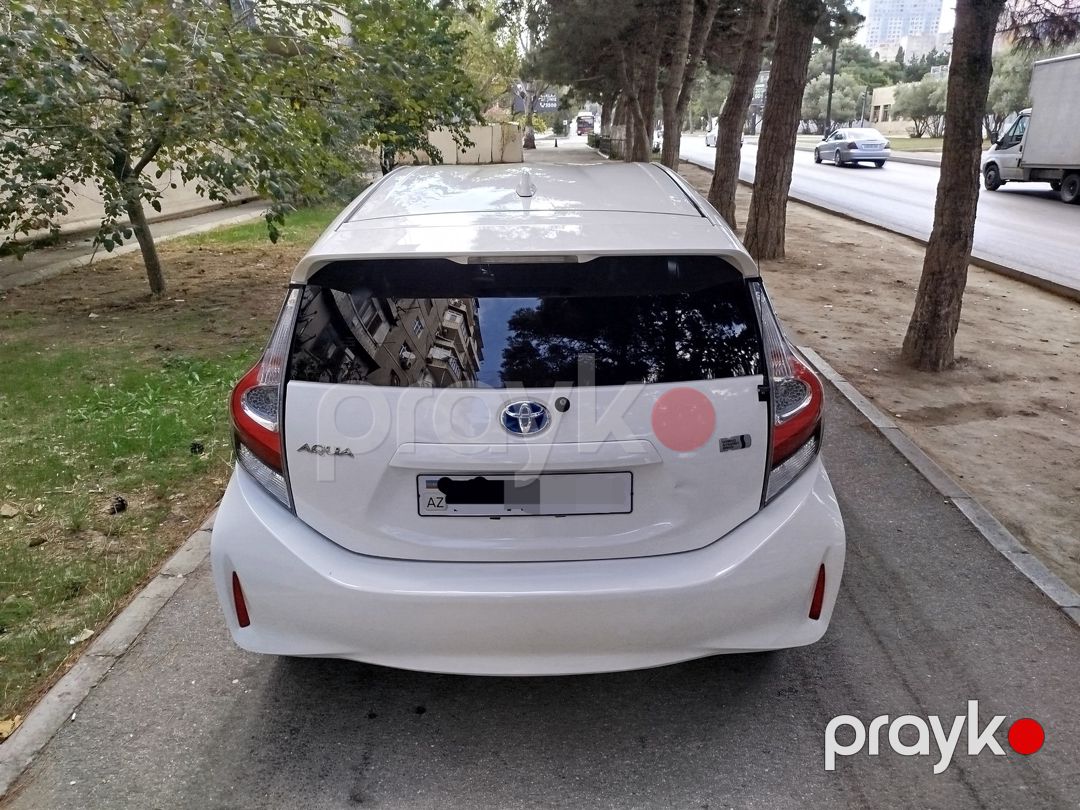 Toyota Aqua, 2019 il — Avtomobillər, Bakı (8)