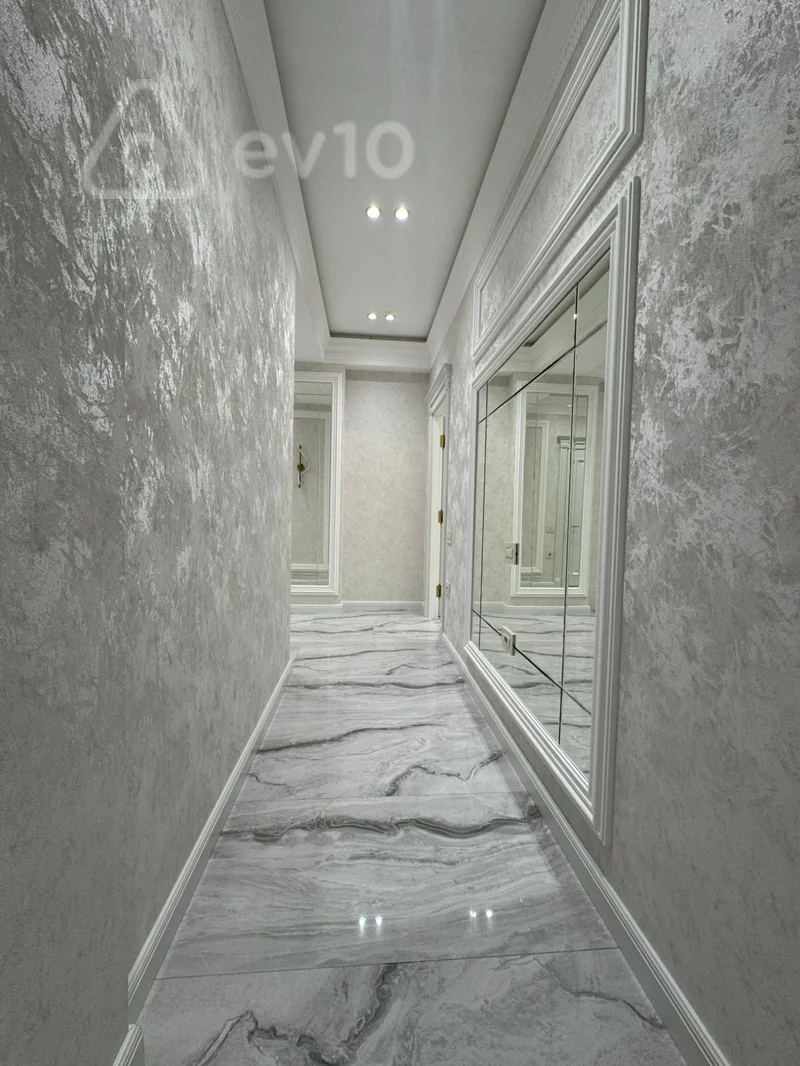 3 otaqlı mənzil, 107 m², Q.Qarayev pr — Bakı
