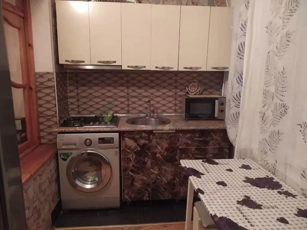 2 otaqlı mənzil Köhnə tikili Satılır, Gəncə — Mənzil, Gəncə (6)