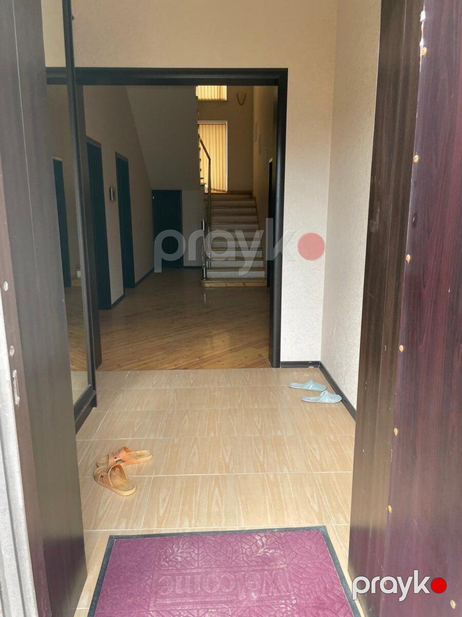 Villa, Badamdar qəs — Ev, villa, Bakı (12)
