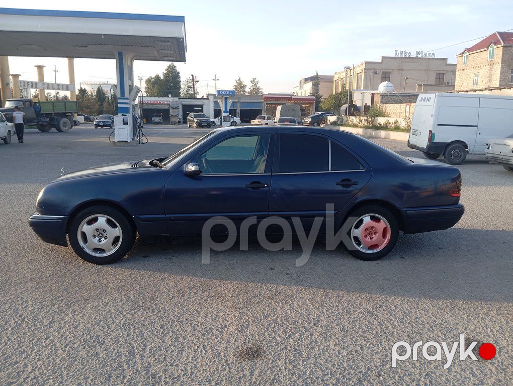 Mercedes E 220, 2.2 L, 1997 il, 450 000 km — Avtomobillər, Bakı (3)
