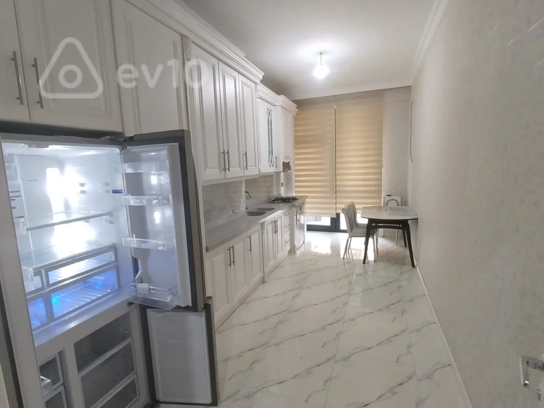 3 otaqlı mənzil, 165 m², Təbriz küçəsi — Mənzil, Bakı (7)