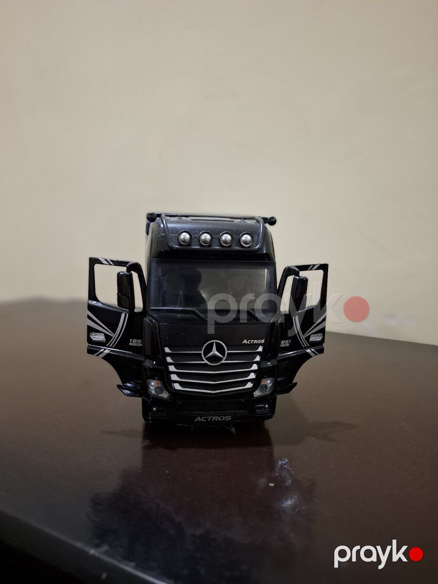 Mercedes Actros modeli — Kolleksiyalar, Bakı (3)