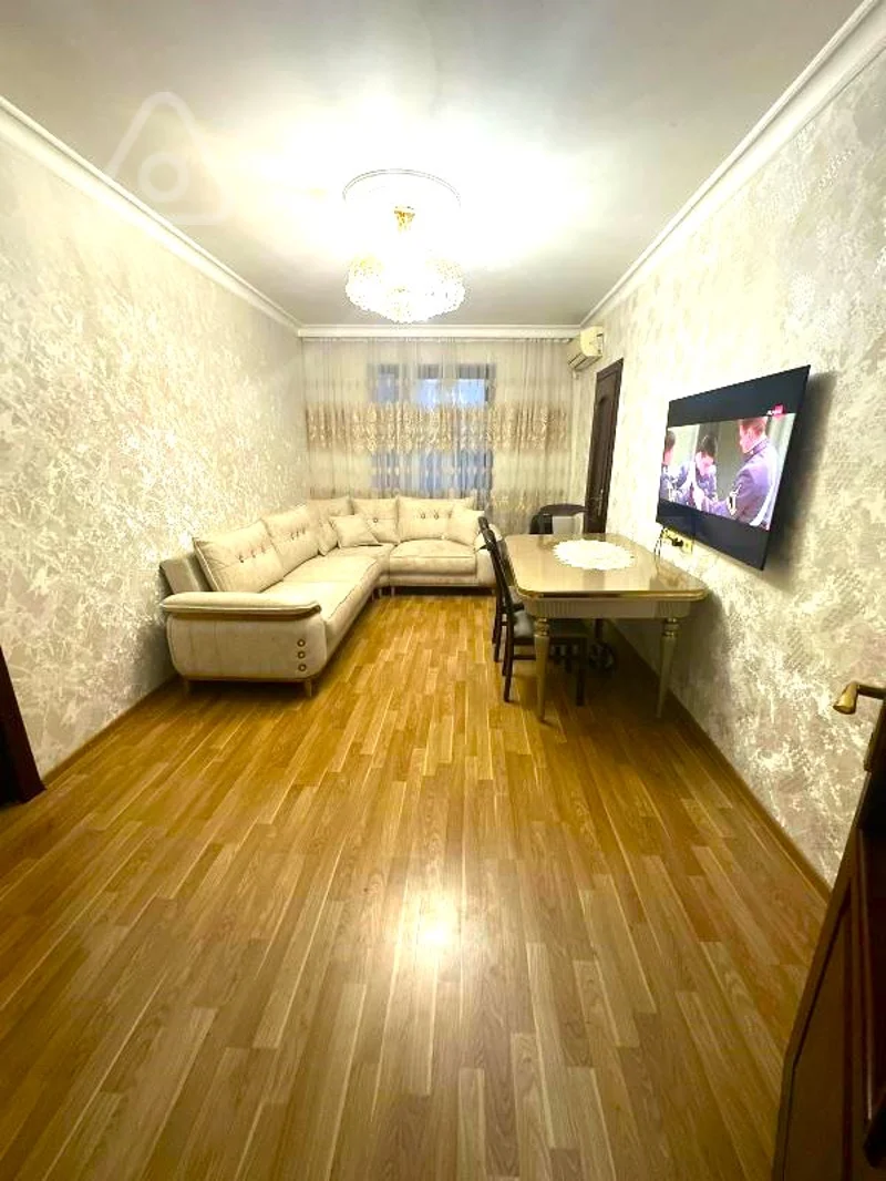 4 otaqlı mənzil, 100 m², Bakıxanov(Razin)qəs.L.Məmmədbəyova küç — Mənzil, Bakı (2)