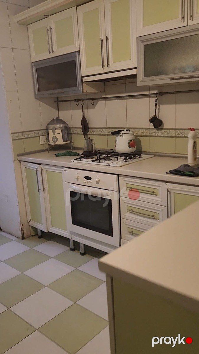 Satılır 4 otaqlı köhnə tikili 145 m² — Mənzil, Bakı (11)