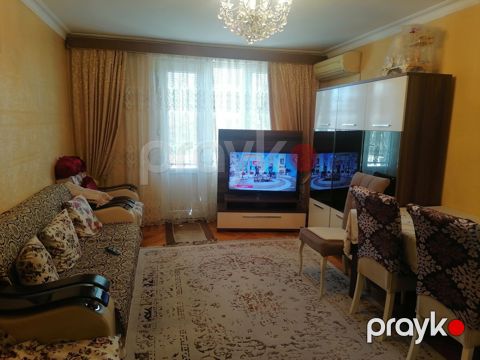 Satılır 3 otaqlı köhnə tikili 80 m² — Bakı