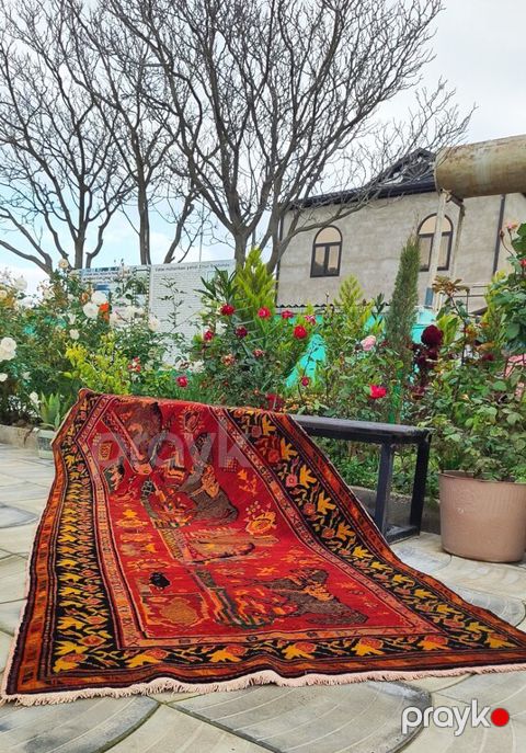 Qarabağ xalçası — Bakı