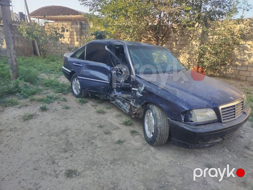 Mercedes-Benz C 200: 2 l 1994 il Sedan — Avtomobillər, Salyan (4)