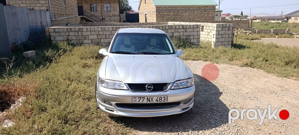 Opel Vectra B sedan – gümüşü rəng - Kuzov: 4 qapılı sedan — Avtomobillər, Bakı (6)