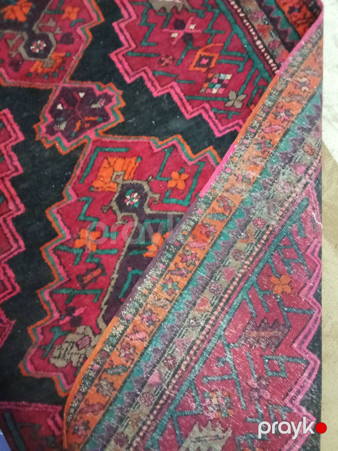 Əl ilə toxunmuş xalca — Ev malları, Bakı (2)