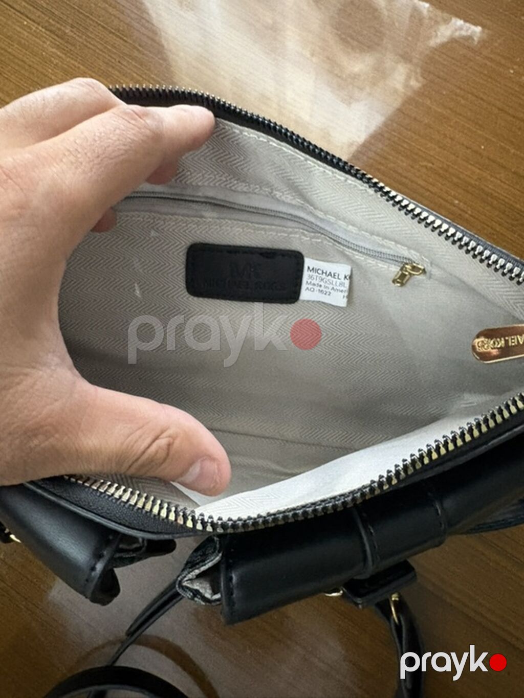 3u biryerdə 60azn 1) Michael Kors çiyin çantası - Rəng: boz/qara MK — Çantalar, çamadanlar, cüzdanlar, Bakı (2)