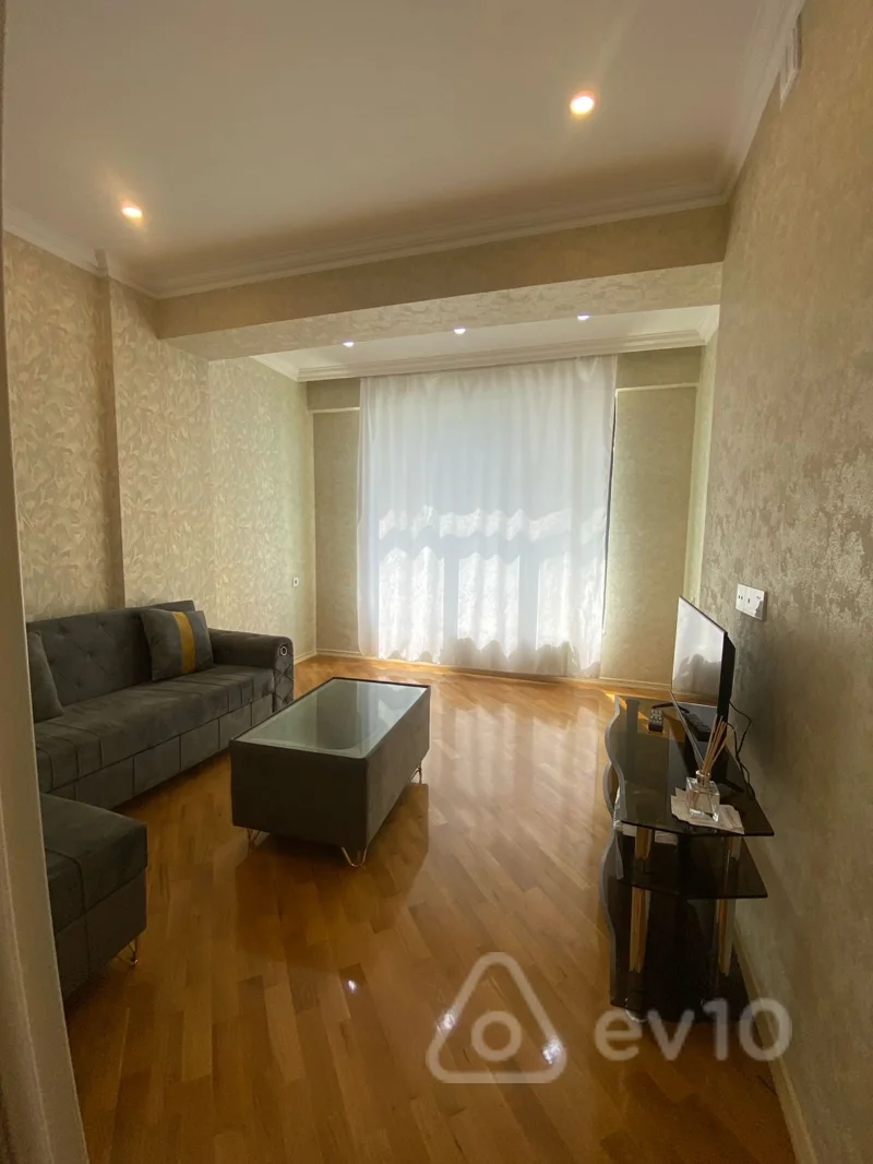 3 otaqlı mənzil, 70 m², Sergey Senyuşkin küçəsi — kirayə — Mənzil, Bakı (2)
