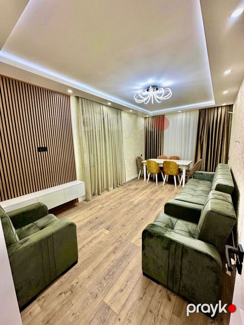 Satılır 2 otaqlı köhnə tikili 65 m² — Bakı