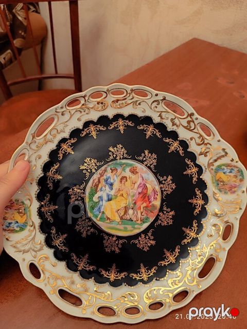 Şirniyyat qabı — Bakı