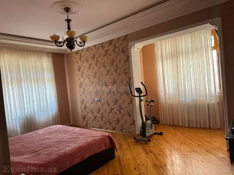 Kirayə verilir 4 otaqlı Mənzil Köhnə tikili 120 m² Bakı, Yasamal r., İnşaatçılar m — Mənzil, Bakı (3)