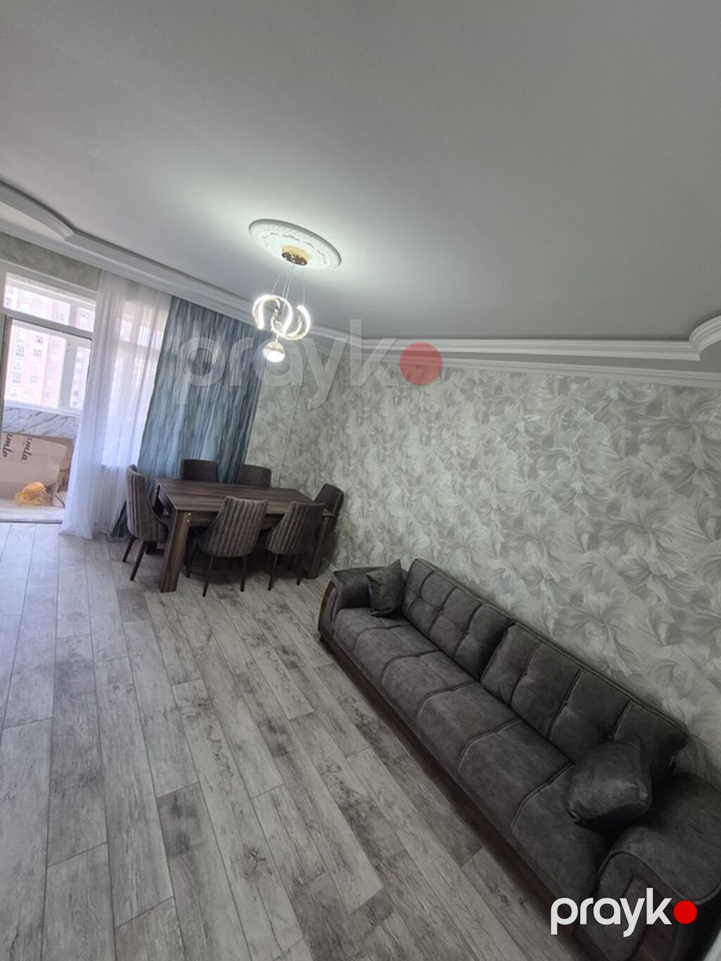Abseron gencler seherciyinde 2 otaq 50 kv 11/8 mertebesinde yerlesir — Pəncərələr, qapılar, balkonlar, Xırdalan (10)