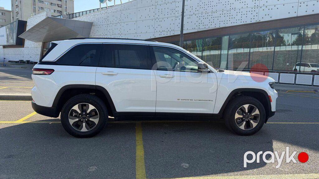 Jeep Grand Cherokee, 2.0 L, 17.3 kWh, 2022 il, 32 000 km — Avtomobillər, Bakı (4)