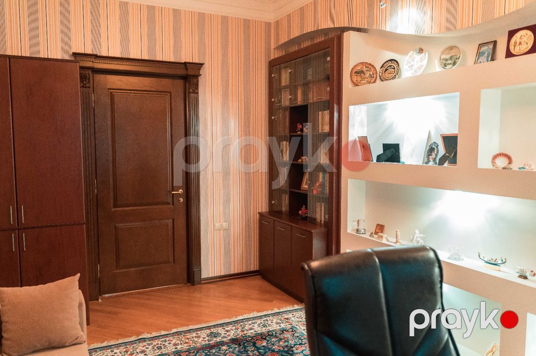 Satılır 8 otaqlı həyət evi/bağ evi 600 m² — Ev, villa, Bakı (12)