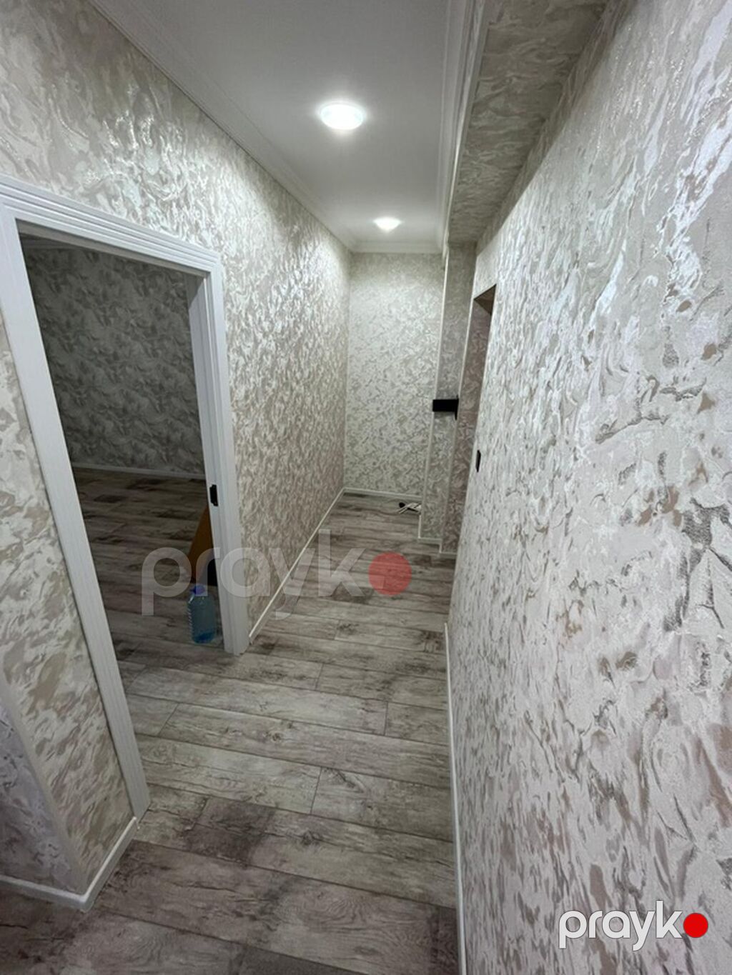 Abseron gencler seherciyinde 2 otaq 50 kv 11/8 mertebesinde yerlesir — Pəncərələr, qapılar, balkonlar, Xırdalan (6)