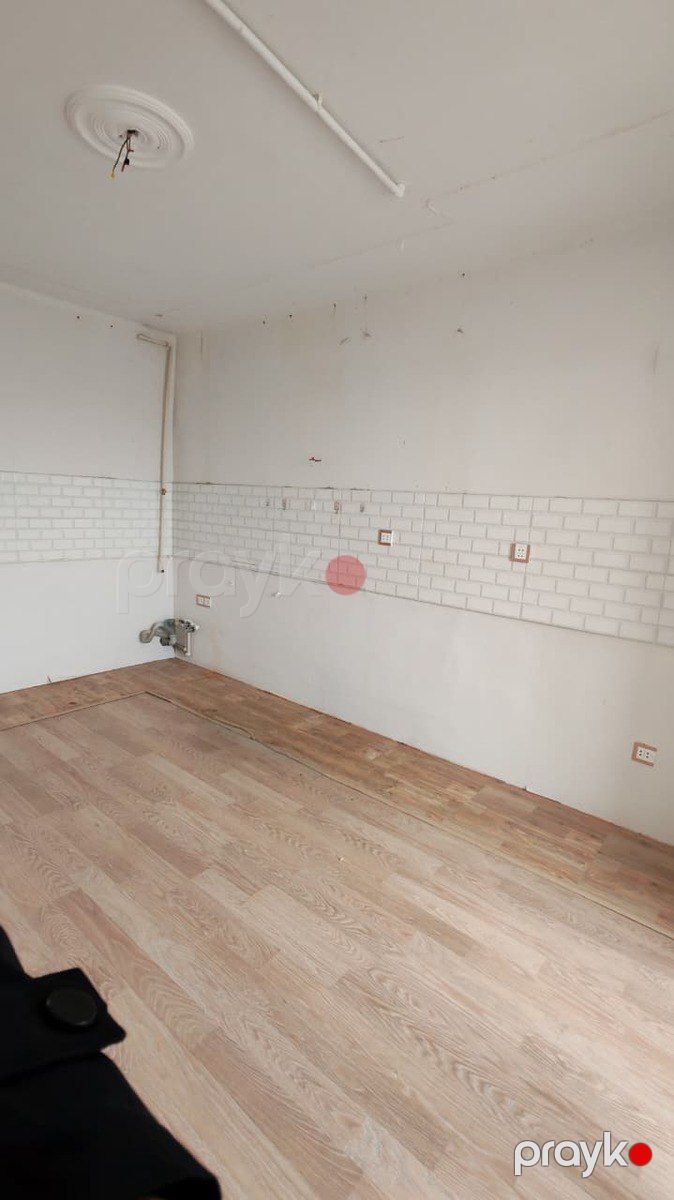 Satılır 2 otaqlı köhnə tikili 55 m² — Mənzil, Bakı (9)