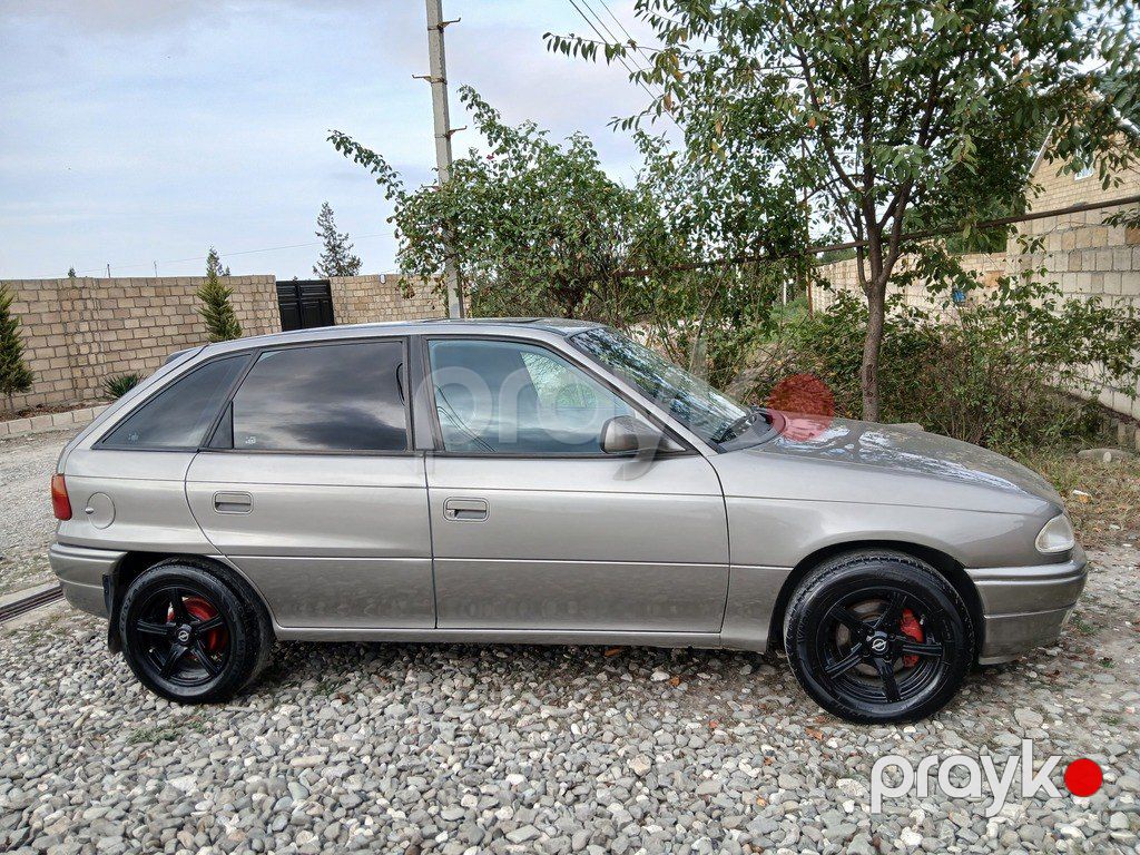 Opel Astra, 1.6 L, 1995 il, 237 275 km — Avtomobillər, Quba (4)