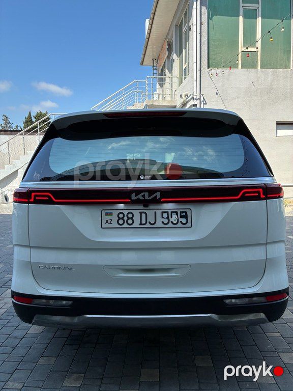 Kia Carnival, 2.2 L, 2022 il, 60 000 km — Avtomobillər, Bakı (8)
