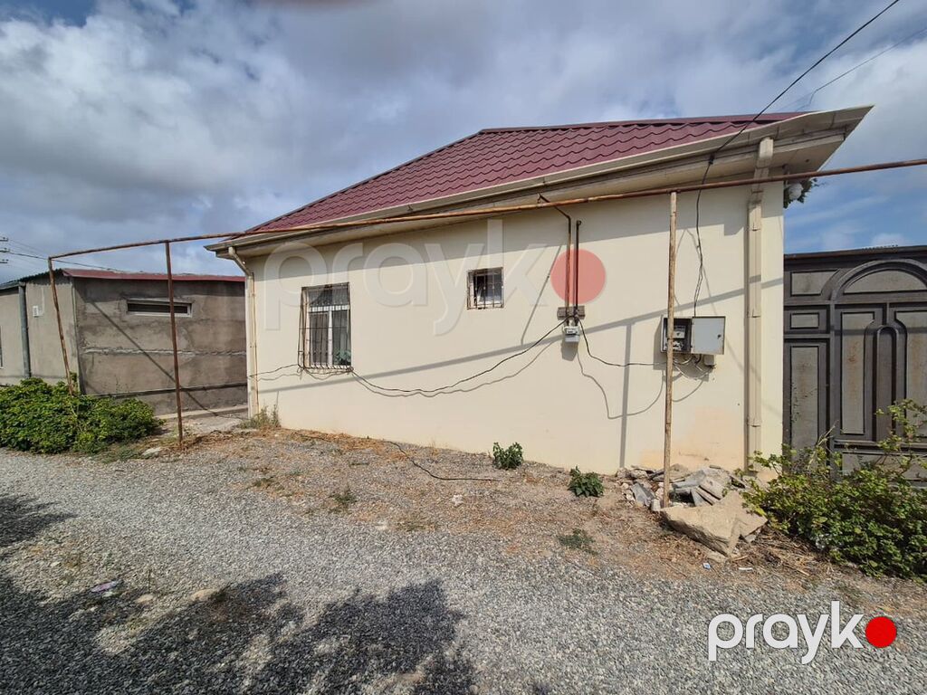 1 mərtəbəli həyət evi - Geniş daş döşəməli həyət, pilləkənlə eyvana — Ev, villa, Bakı (8)