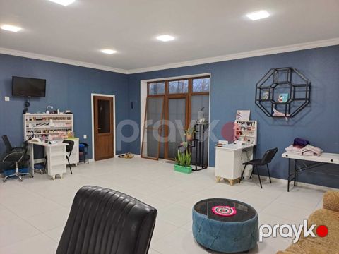 Həyət evi, Pirallahı r — Bakı