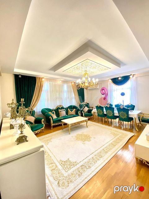 Satılır 3 otaqlı yeni tikili 130 m² — Bakı