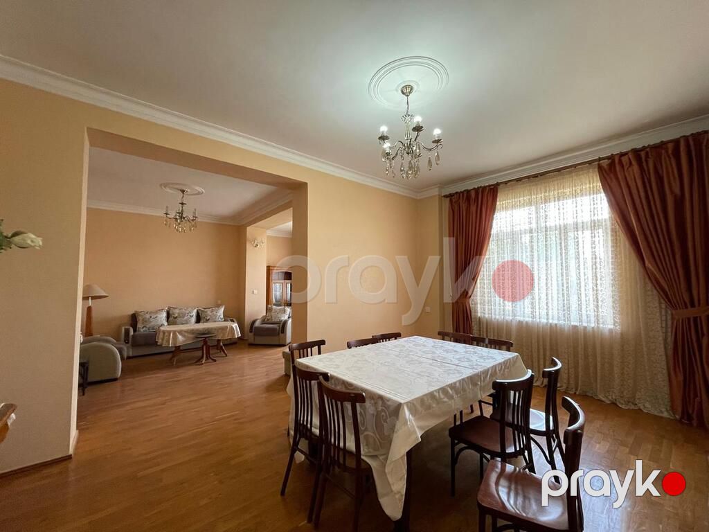 Satılır 5 otaqlı yeni tikili 200 m² — Mənzil, Bakı (2)