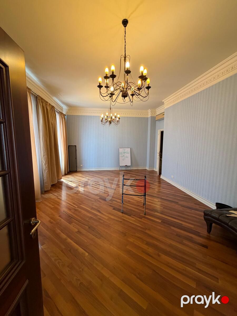 Satılır 10 otaqlı həyət evi/bağ evi 1005 m² — Ev, villa, Bakı (3)