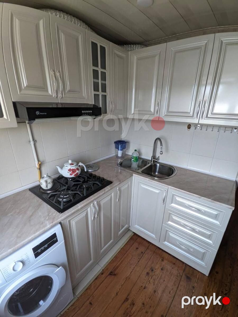 Satılır 4 otaqlı köhnə tikili 100 m² — Mənzil, Bakı (8)