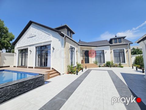 Satılır 4 otaqlı həyət evi/bağ evi 200 m² — Bakı