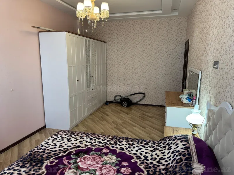 Satılır 4 otaqlı Mənzil Yeni tikili 130 m² Bakı, Xətai r., Köhnə Günəşli — Mənzil, Bakı (5)