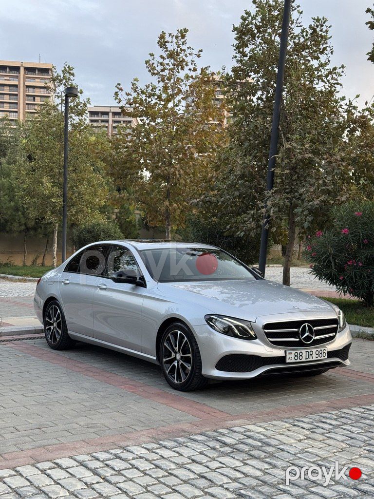 Mercedes E 220 d, 2.0 L, 2016 il, 125 000 km — Avtomobillər, Bakı (8)