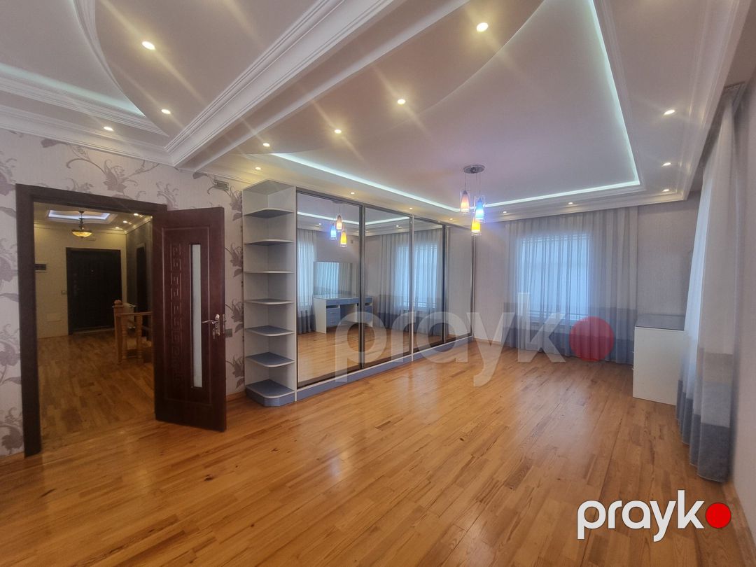 Satılır 7 otaqlı həyət evi/bağ evi 400 m² — Ev, villa, Bakı (6)