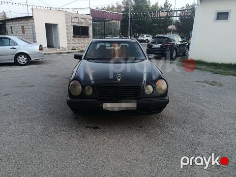 Mercedes E 220, 2.2 L, 1996 il, 236 323 km — Bərdə