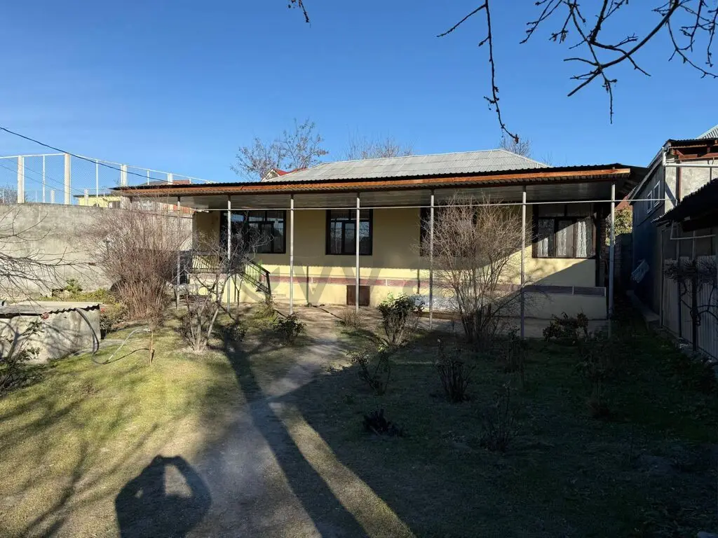 4 otaqlı Həyət evi Satılır, Şəki — Şəki