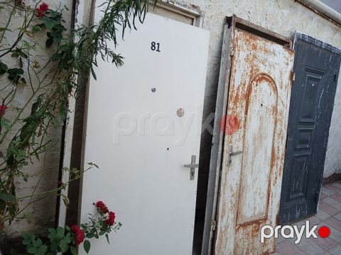 Qapılar — Bakı