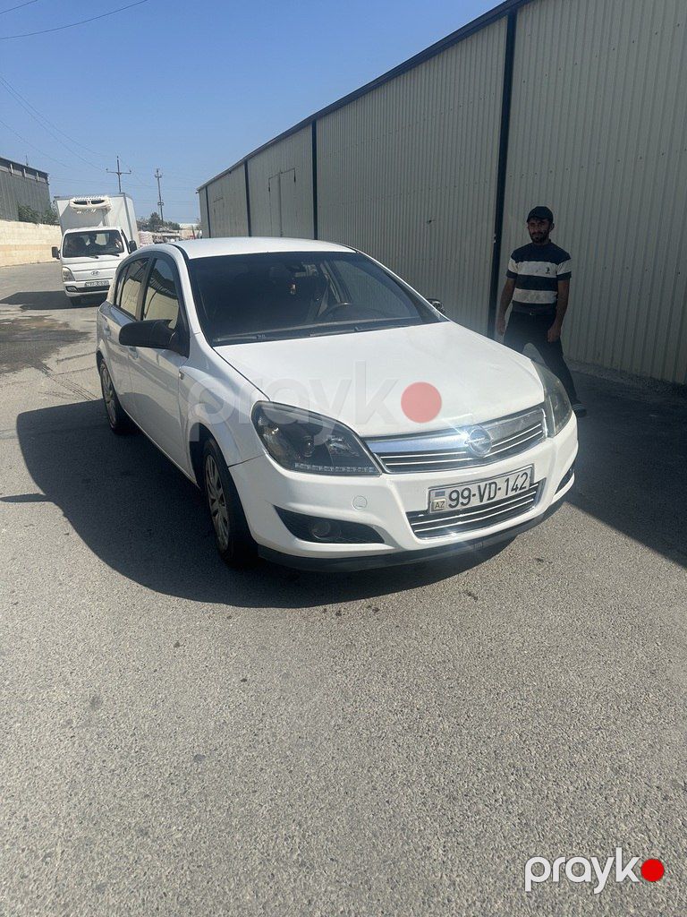 Opel Astra, 1.3 L, 2010 il, 348 000 km — Avtomobillər, Bakı (2)