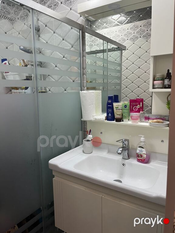 Satılır 2 otaqlı köhnə tikili 58 m² — Mənzil, Bakı (8)