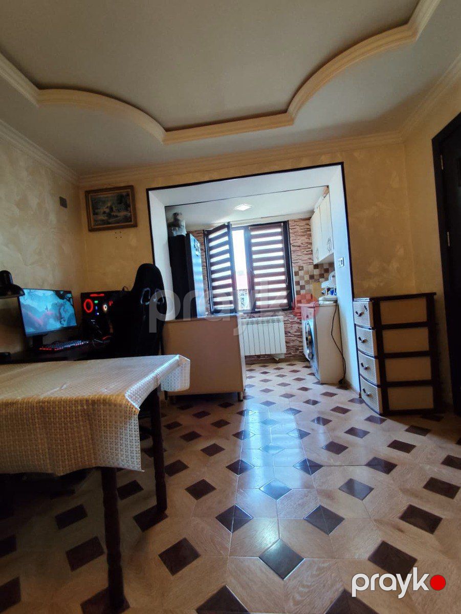 Satılır 1 otaqlı köhnə tikili 33 m² — Mənzil, Bakı (3)