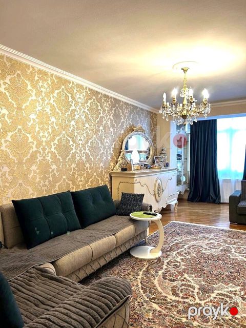 Satılır 2 otaqlı köhnə tikili 60 m² — Bakı