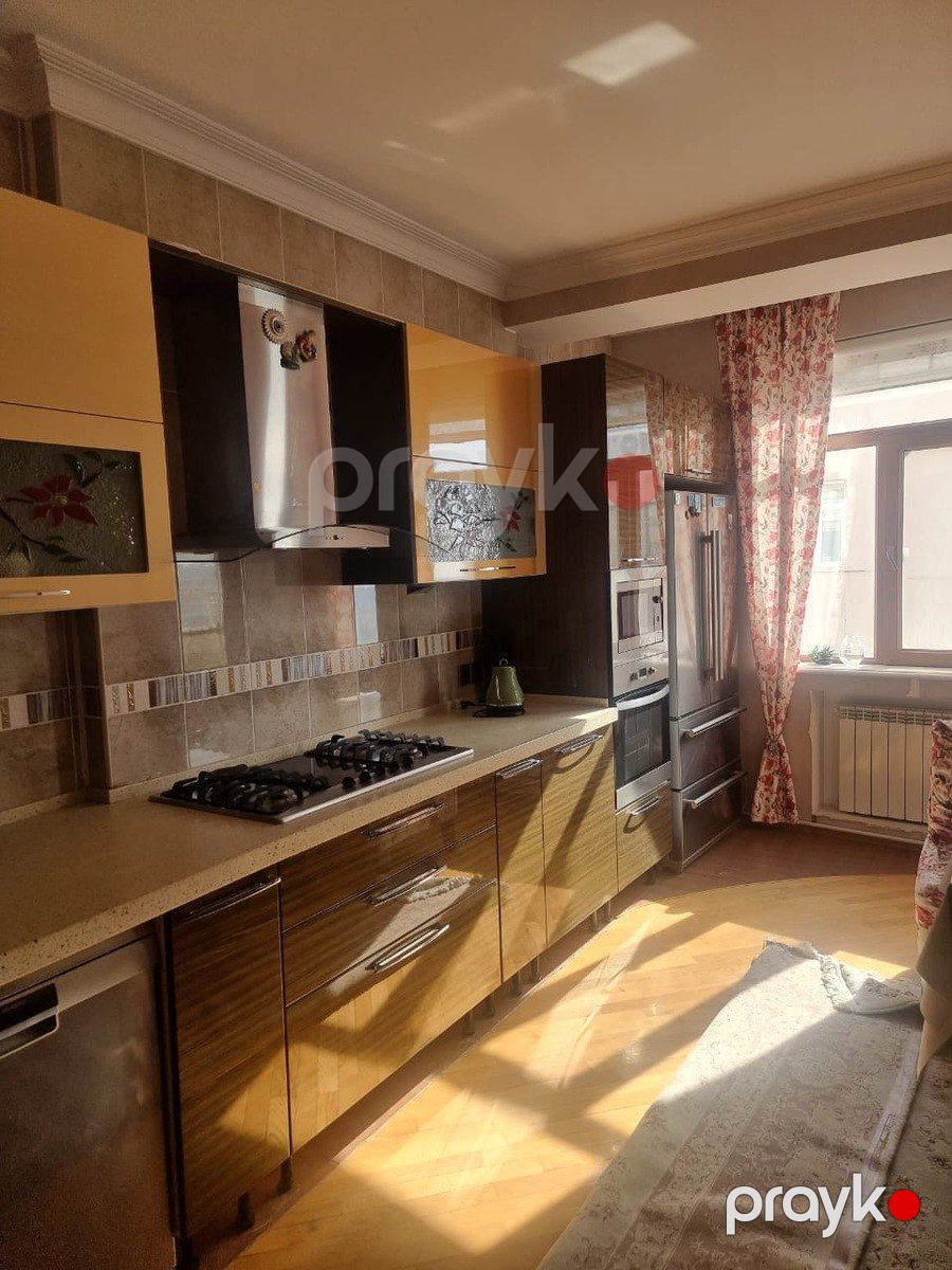 Satılır 4 otaqlı yeni tikili 180 m² — Mənzil, Bakı (10)