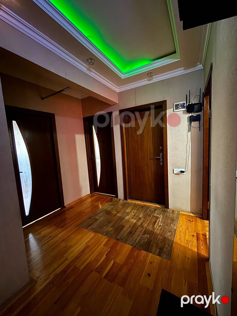 Satılır 4 otaqlı köhnə tikili 126 m² — Mənzil, Bakı (11)